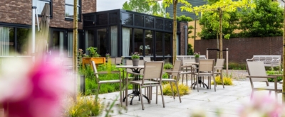 Hof van Lely gezamenlijk terras
