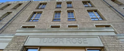 Villa Tudor Rose ingang