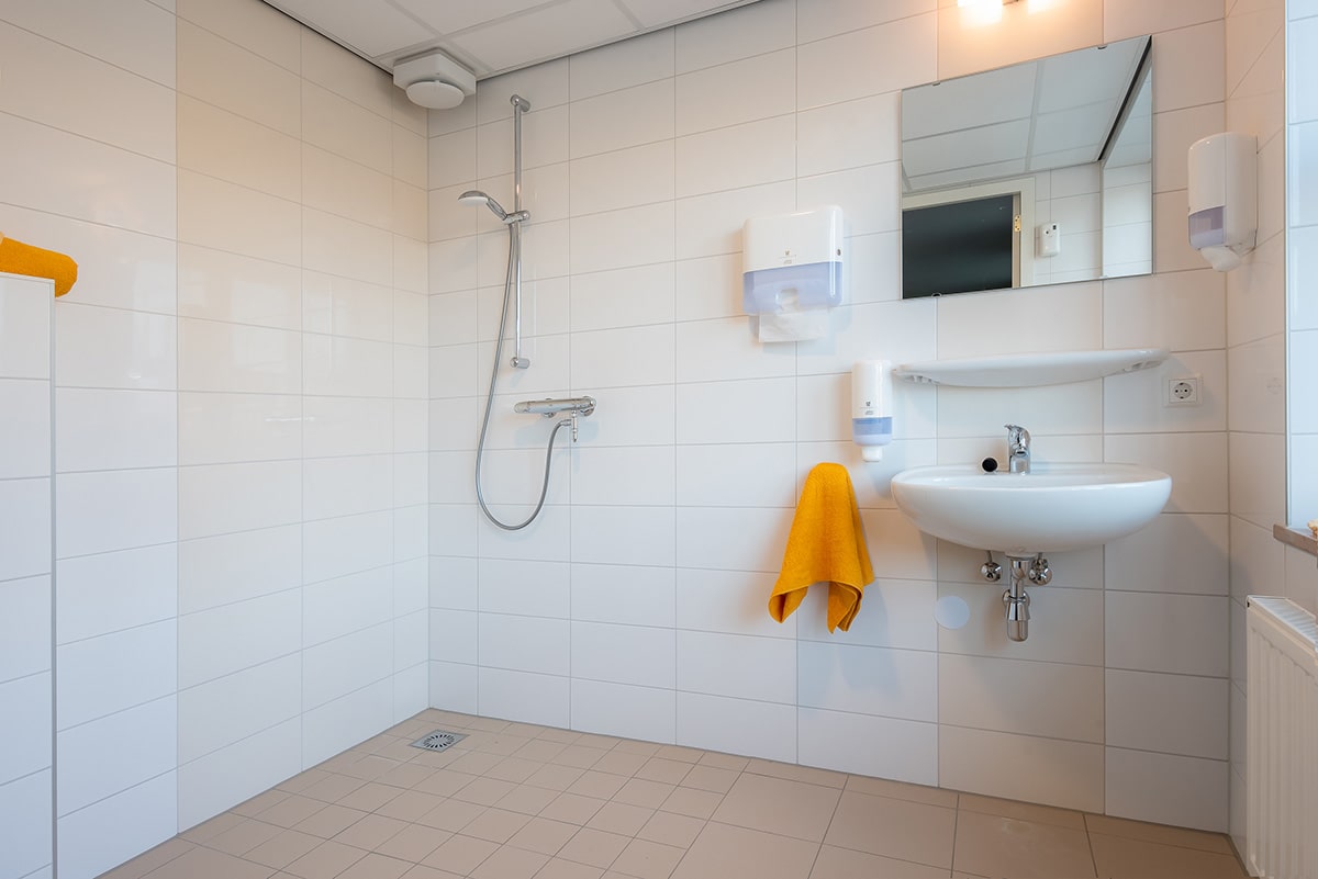 Voorbeeld badkamer zorgvilla