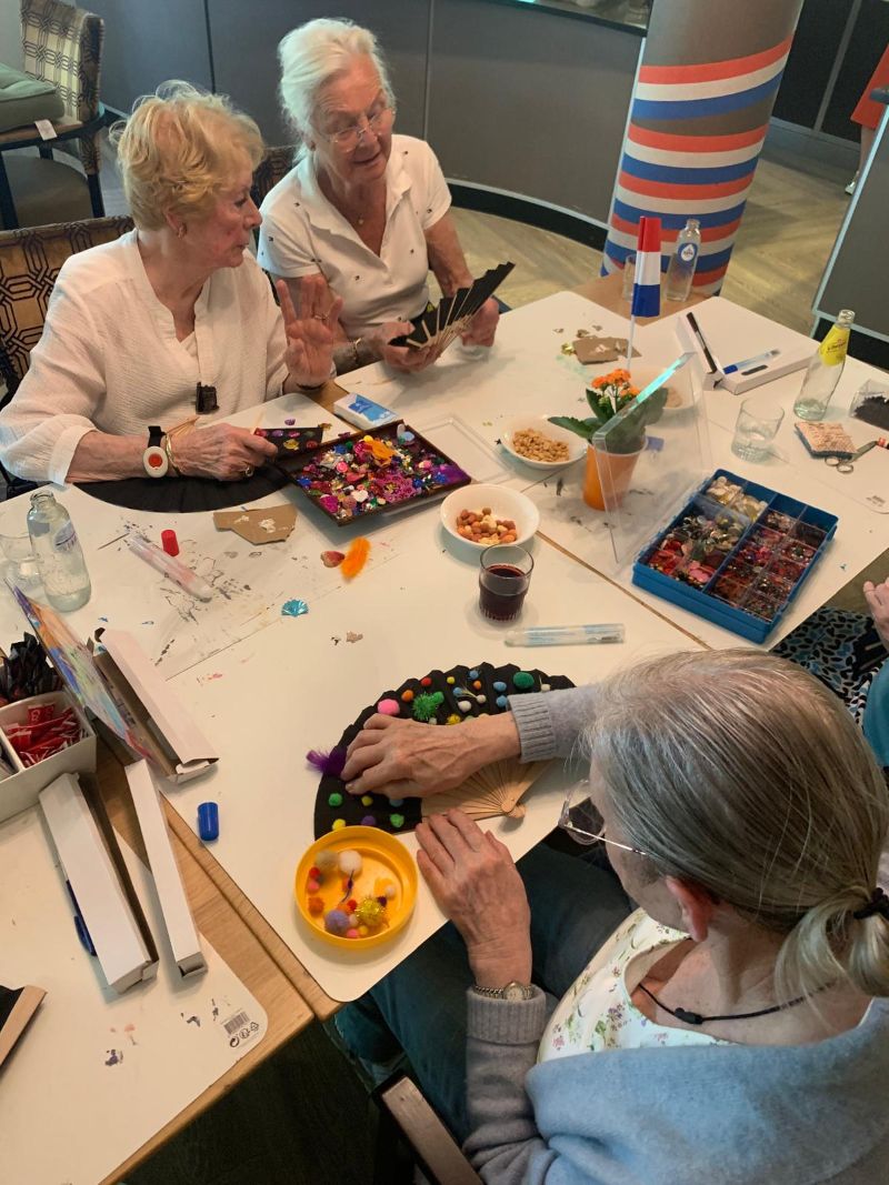 Creatieve activiteit bij De Horst, onderdeel van Korian Nederland.