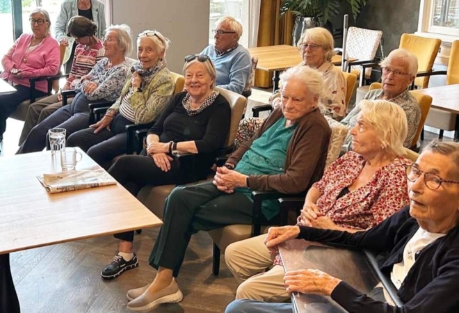 Bewoners van Villa Amstelstede genieten van Sail 2025