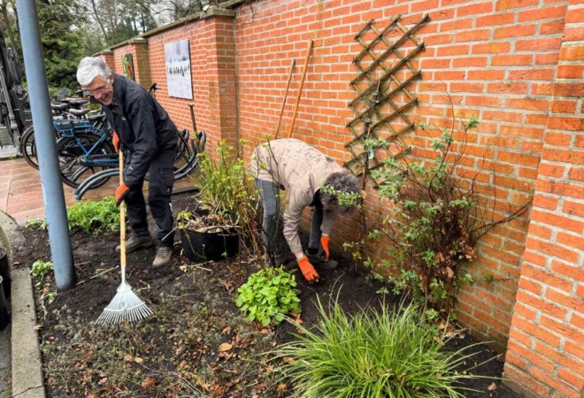 Bewoners, medewerkers en vrijwilligers zetten zich in voor NLdoet bij verzorgingshuis van Korian